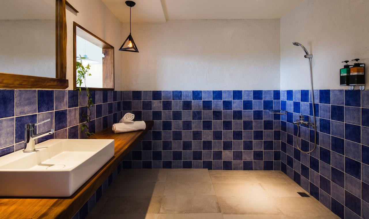 Haku Beach Days Inn Nanwan Esterno foto