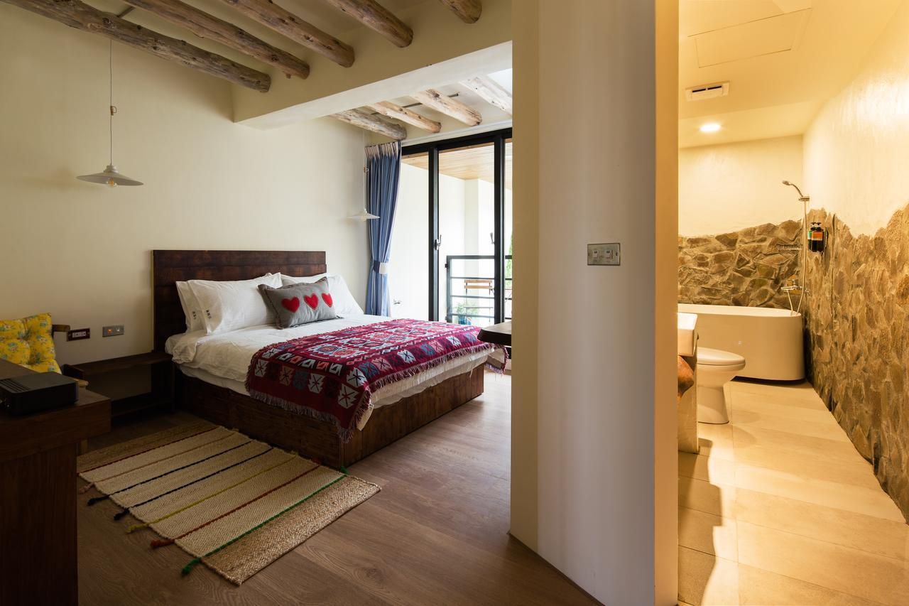 Haku Beach Days Inn Nanwan Esterno foto