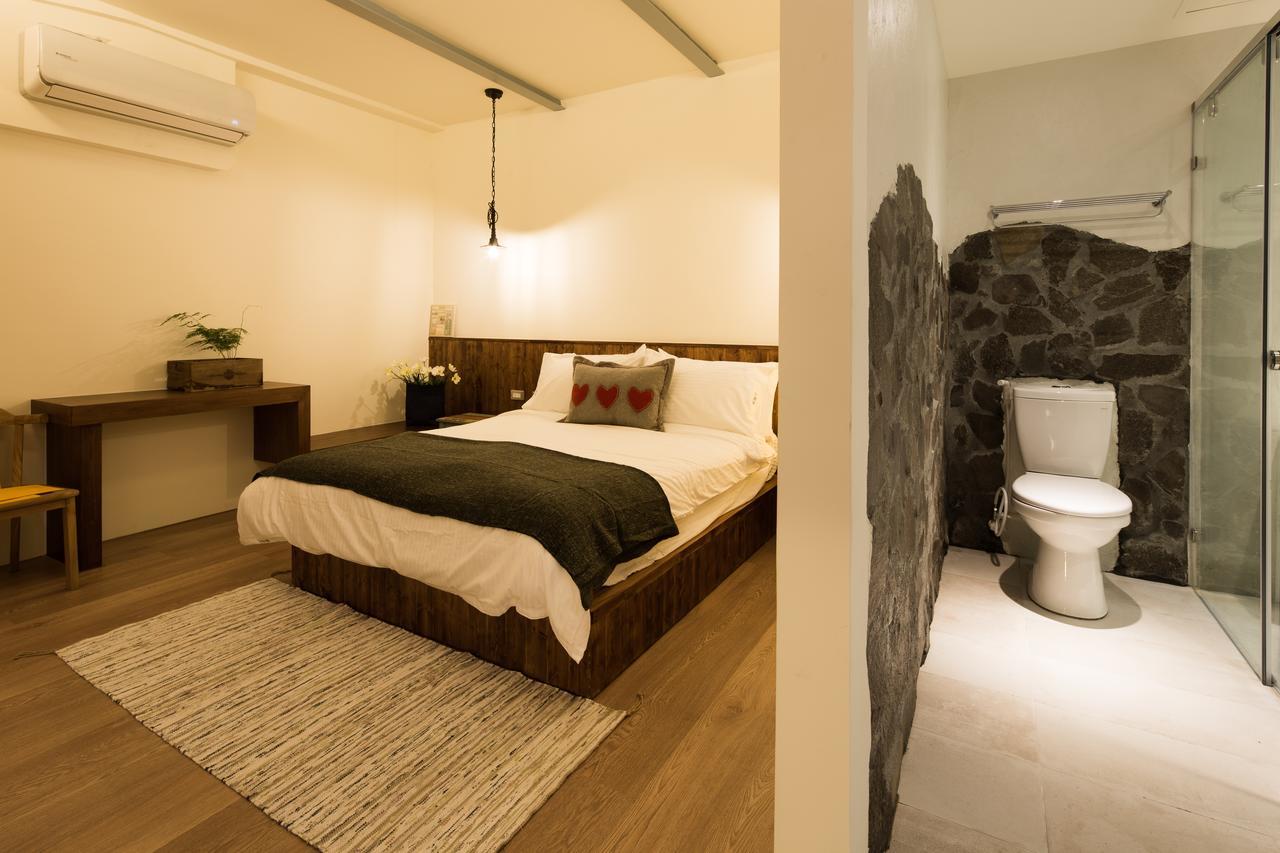 Haku Beach Days Inn Nanwan Esterno foto
